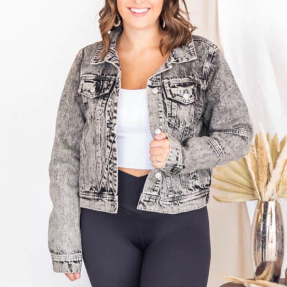 Pink Lily NWOT MILES BETWEEN US CHARCOAL DENIM JACKET Women’s Size XL